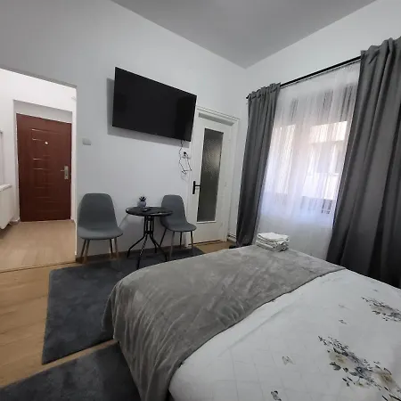 Carmen Housing 2-2